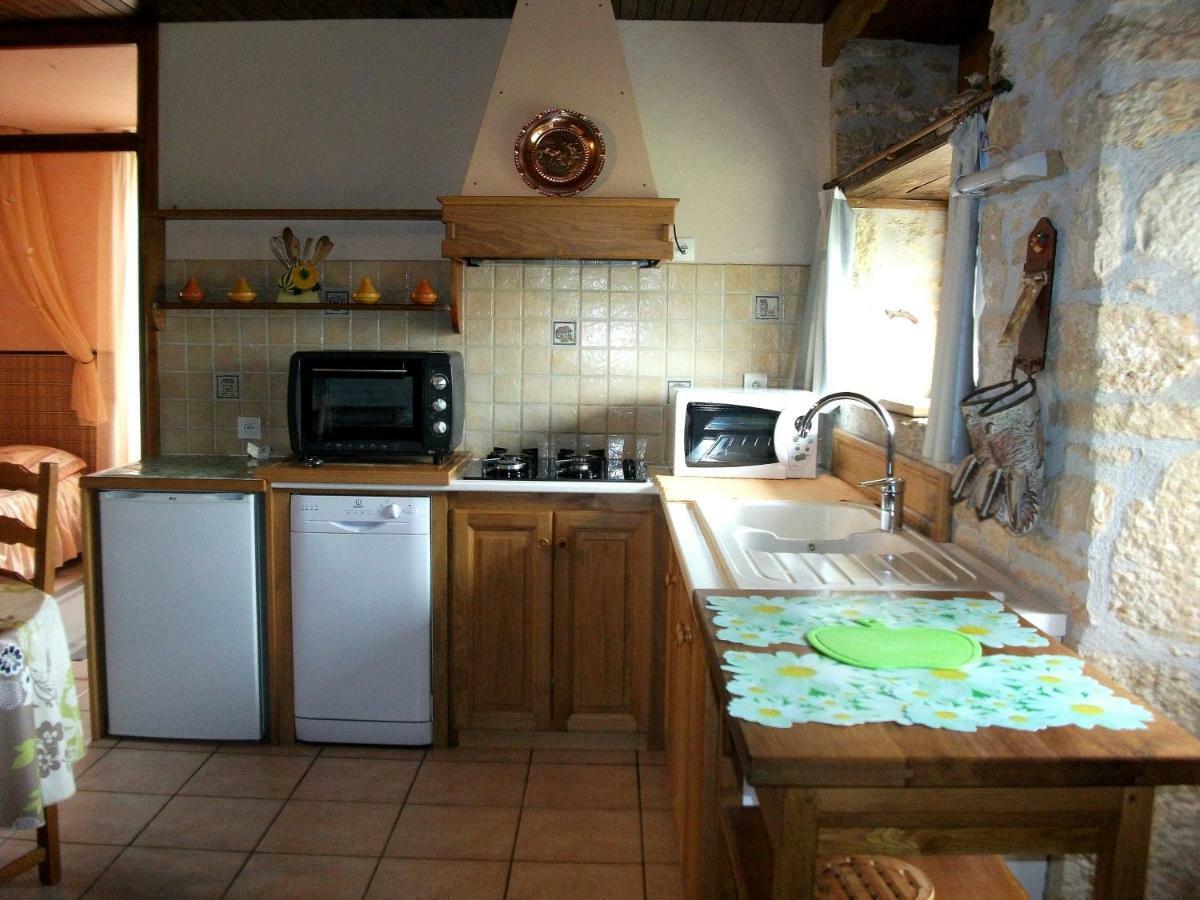Gite Au Coeur Du Lot, La Maison De Pauline Lentillac du Causse Bagian luar foto